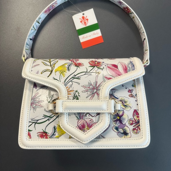 unknown Handbags - Floral White Handbag genuine Italian Leather! NWT